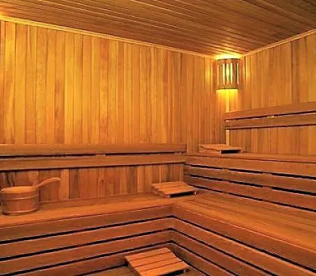 Business Hotel 4*