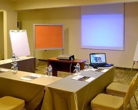 Business فندق 4*